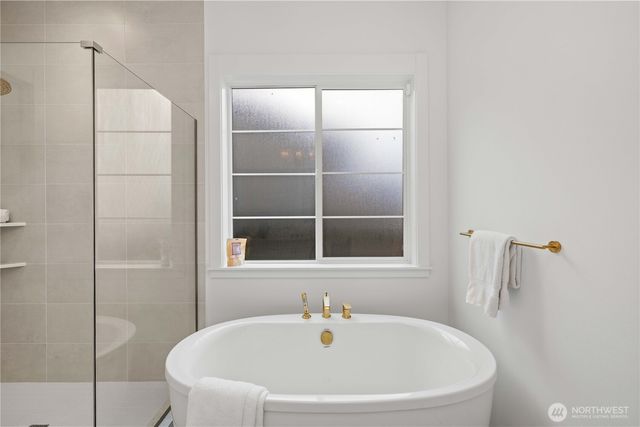 23380 SE Larch Street, Black Diamond, WA 98010