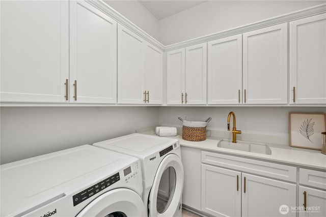 23380 SE Larch Street, Black Diamond, WA 98010