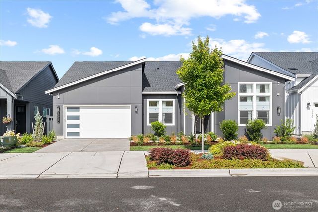 23380 SE Larch Street, Black Diamond, WA 98010