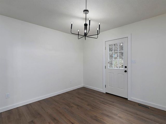 18 HAWK Drive, Hiram, GA 30141