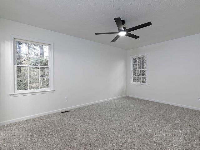 18 HAWK Drive, Hiram, GA 30141