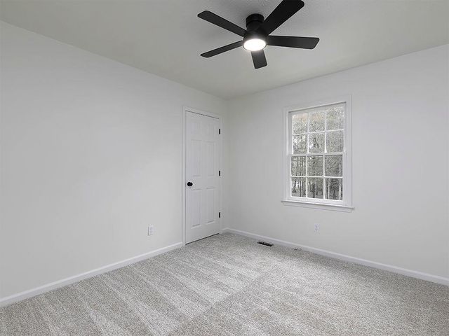 18 HAWK Drive, Hiram, GA 30141