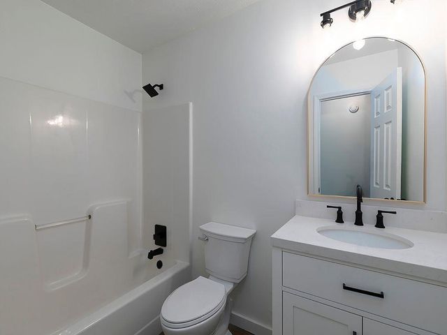 18 HAWK Drive, Hiram, GA 30141