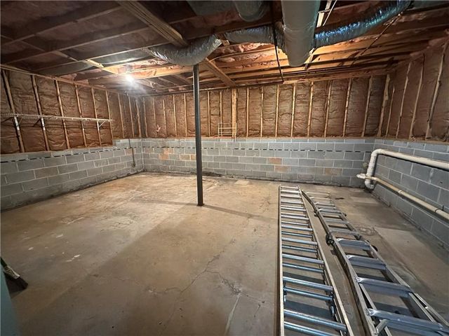 18 HAWK Drive, Hiram, GA 30141