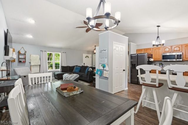 3166 Vermont Street NW, North Canton, OH 44720