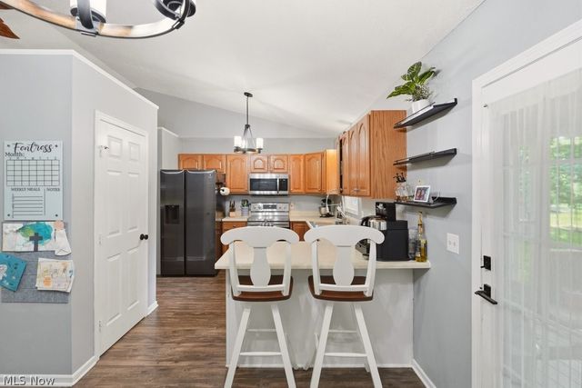 3166 Vermont Street NW, North Canton, OH 44720