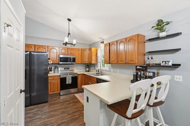 3166 Vermont Street NW, North Canton, OH 44720
