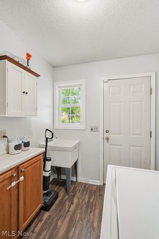 3166 Vermont Street NW, North Canton, OH 44720