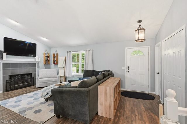 3166 Vermont Street NW, North Canton, OH 44720