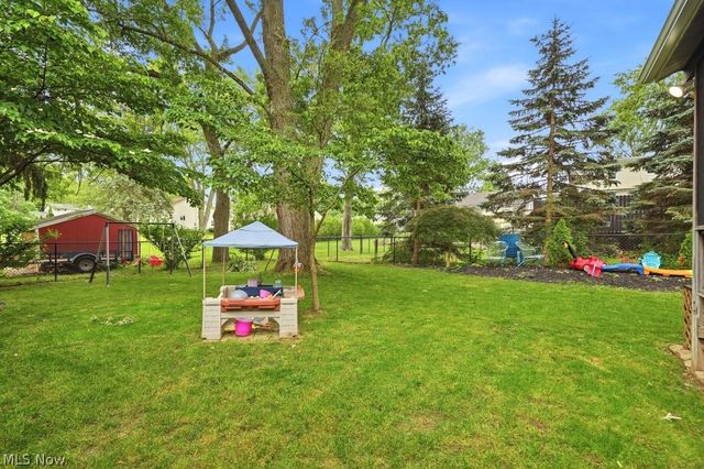 3166 Vermont Street NW, North Canton, OH 44720