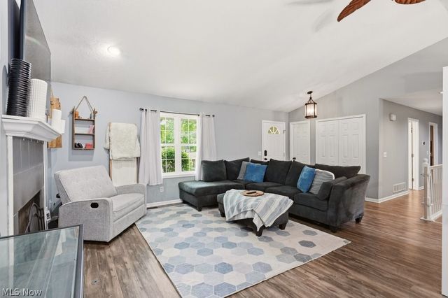 3166 Vermont Street NW, North Canton, OH 44720