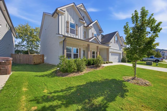 2256 Firelight Way, Ooltewah, TN 37363