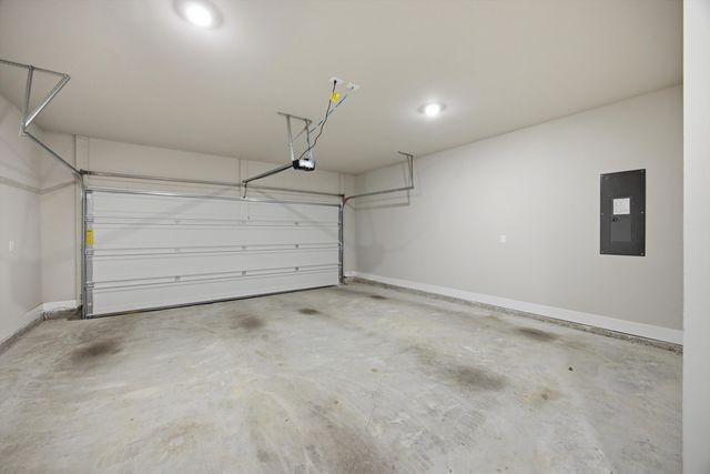 2256 Firelight Way, Ooltewah, TN 37363
