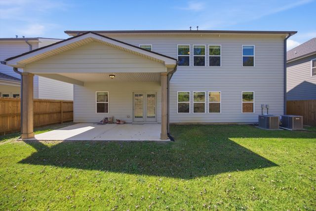 2256 Firelight Way, Ooltewah, TN 37363