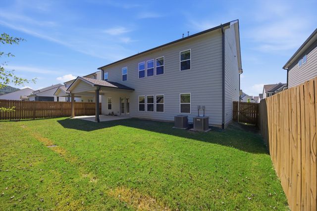 2256 Firelight Way, Ooltewah, TN 37363