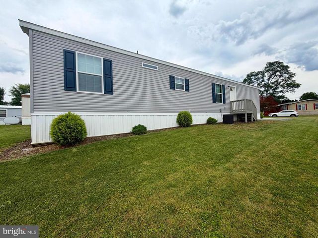 108 BEECHWOOD DR, Dillsburg, PA 17019