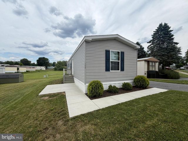 108 BEECHWOOD DR, Dillsburg, PA 17019
