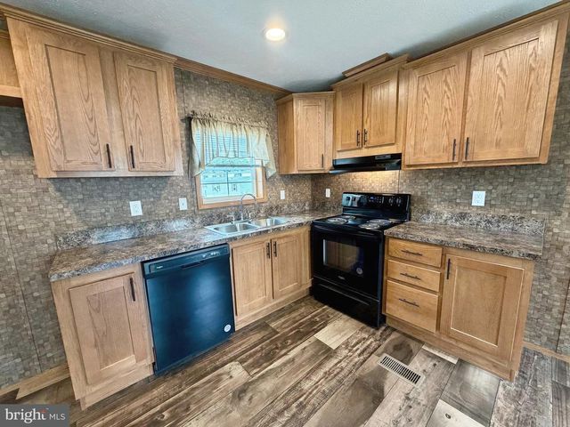 108 BEECHWOOD DR, Dillsburg, PA 17019