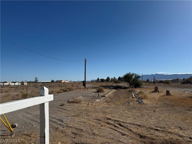 1751 Vondell Drive, Pahrump, NV 89048