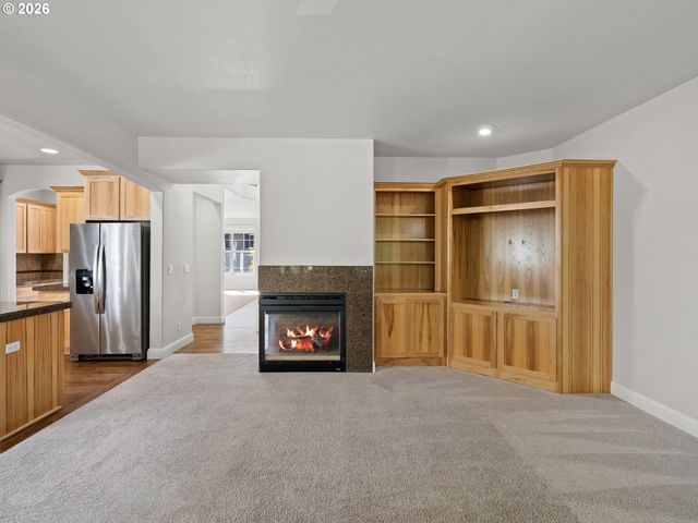 15590 Sw RAPHAEL Ln, Portland, OR 97224