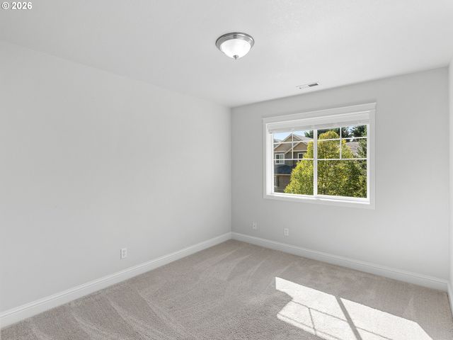 15590 Sw RAPHAEL Ln, Portland, OR 97224