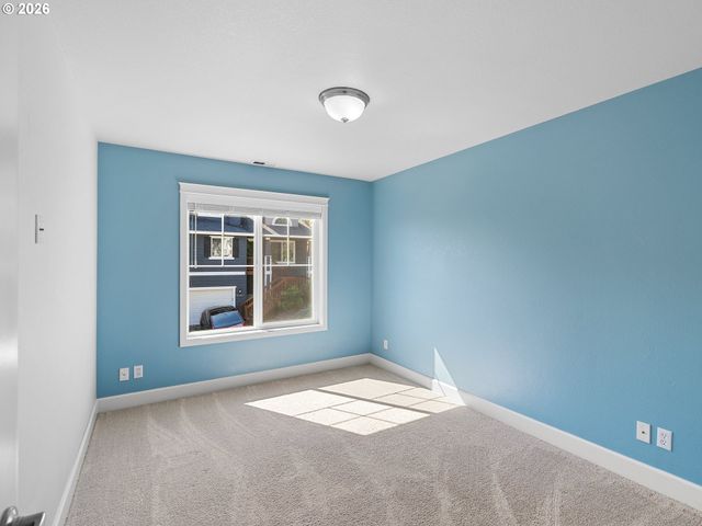 15590 Sw RAPHAEL Ln, Portland, OR 97224