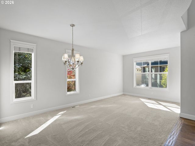 15590 Sw RAPHAEL Ln, Portland, OR 97224