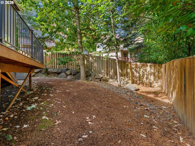 15590 Sw RAPHAEL Ln, Portland, OR 97224