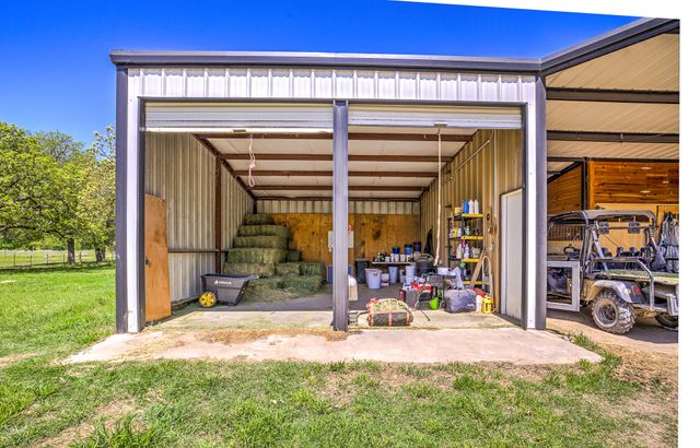 412 2200, Aquilla, TX 76622