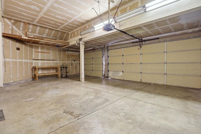332 Ansonville Ln, Modesto, CA 95357