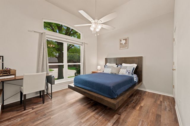 428 Arbor Lawn Drive, Burleson, TX 76028
