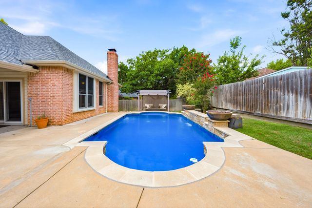 428 Arbor Lawn Drive, Burleson, TX 76028