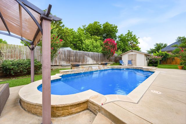 428 Arbor Lawn Drive, Burleson, TX 76028