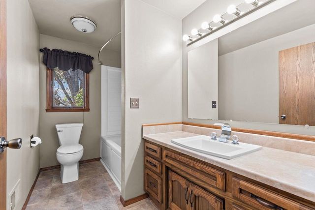707 PIERCE AVENUE, Little Chute, WI 54140