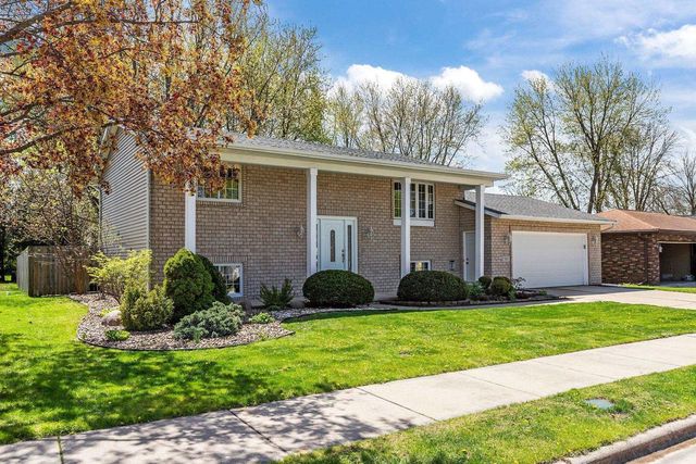 707 PIERCE AVENUE, Little Chute, WI 54140