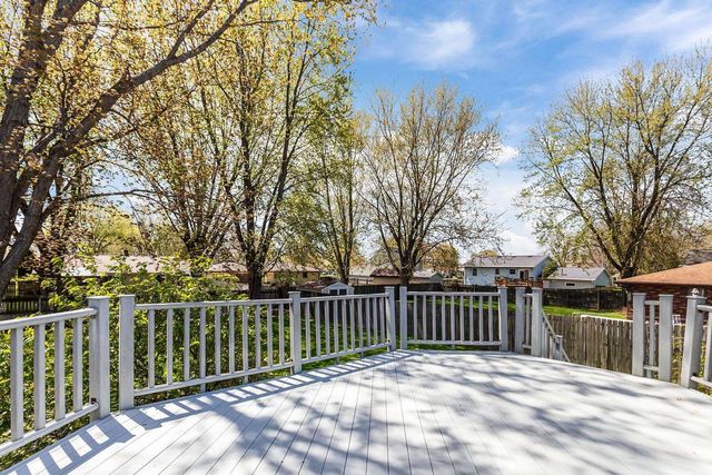 707 PIERCE AVENUE, Little Chute, WI 54140