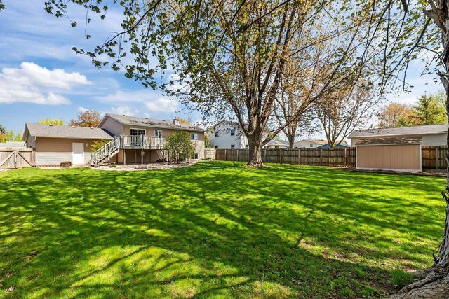 707 PIERCE AVENUE, Little Chute, WI 54140