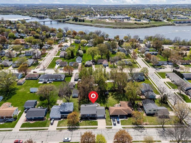 707 PIERCE AVENUE, Little Chute, WI 54140