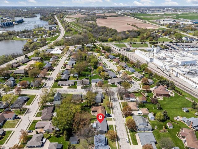 707 PIERCE AVENUE, Little Chute, WI 54140
