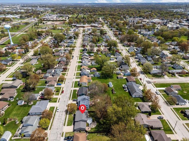 707 PIERCE AVENUE, Little Chute, WI 54140