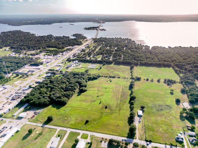 0000 Harbor Point Road, Gun Barrel City, TX 75156