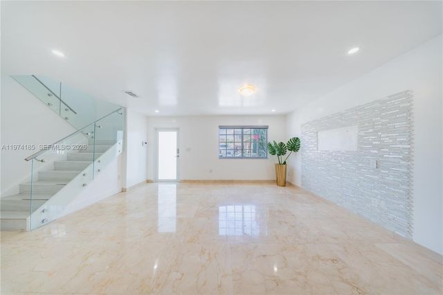 18004 SW 154th Ave, Miami, FL 33187