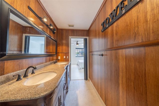 18004 SW 154th Ave, Miami, FL 33187