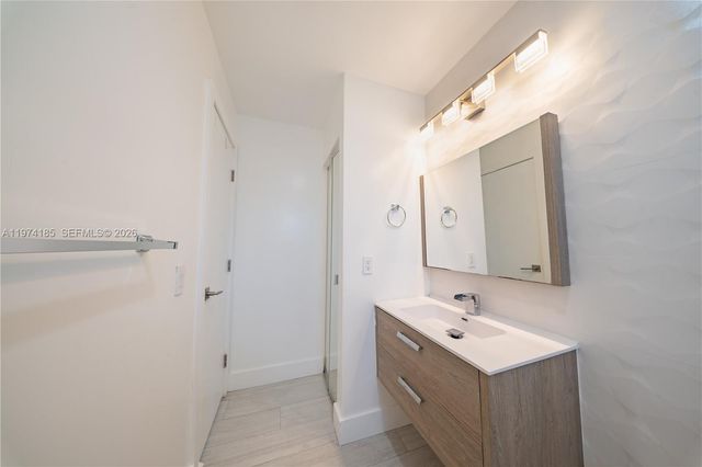 18004 SW 154th Ave, Miami, FL 33187