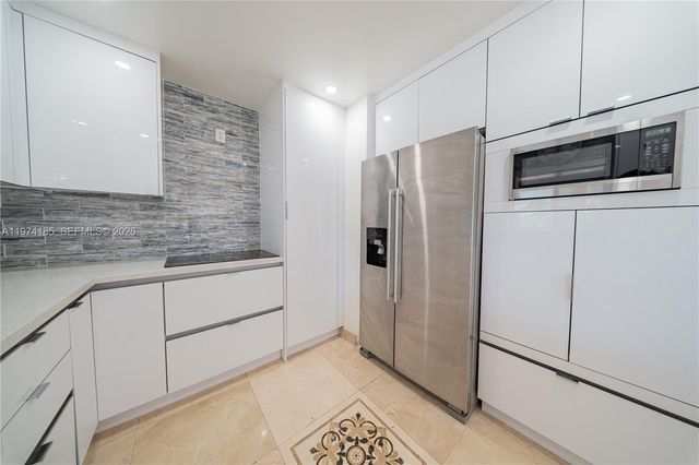 18004 SW 154th Ave, Miami, FL 33187