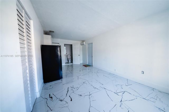 18004 SW 154th Ave, Miami, FL 33187