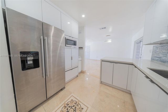 18004 SW 154th Ave, Miami, FL 33187