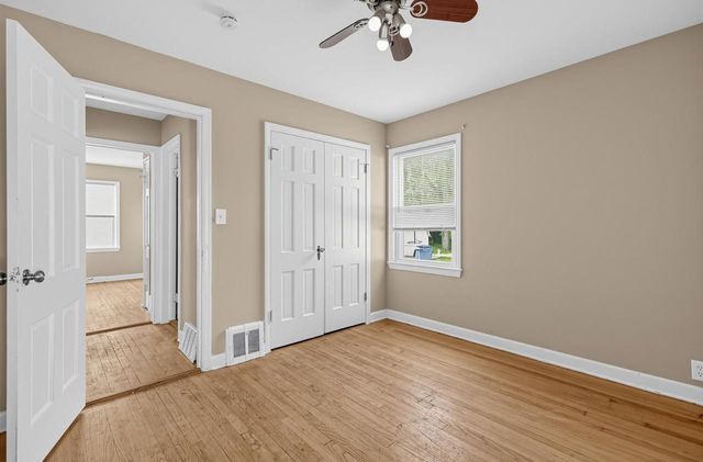 4913 N 74th STREET, Milwaukee, WI 53218