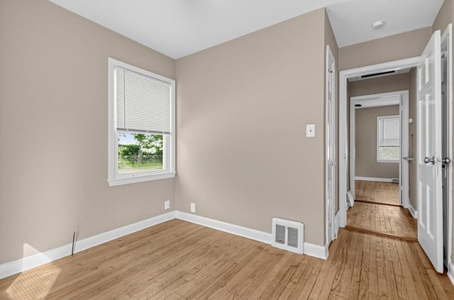 4913 N 74th STREET, Milwaukee, WI 53218