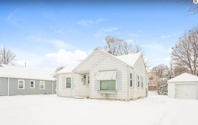 4913 N 74th STREET, Milwaukee, WI 53218